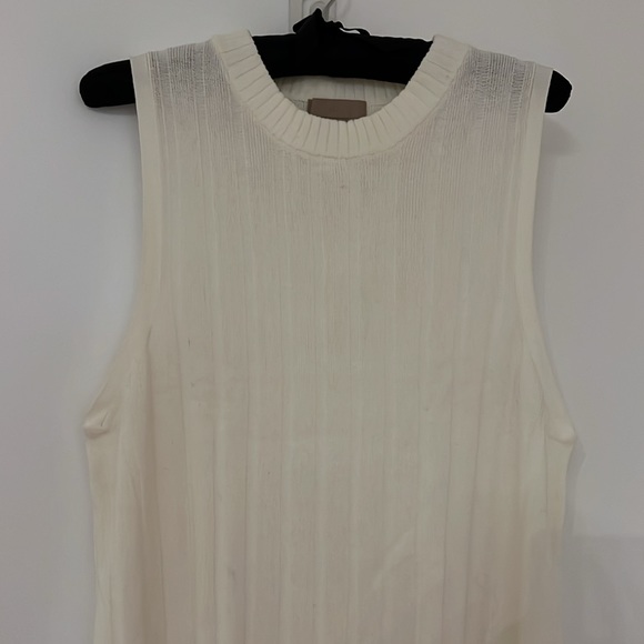 Knit long vest off whit for a casual style; H&M size M - Picture 2 of 3